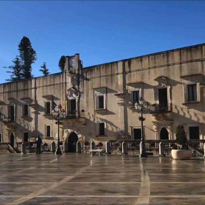 III CORTILE FILANGERI DI CUTO