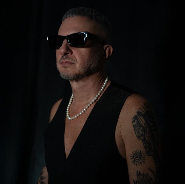 MoBlack